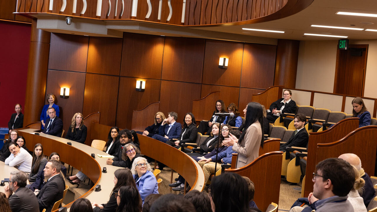Rows facing the front of a courtroom