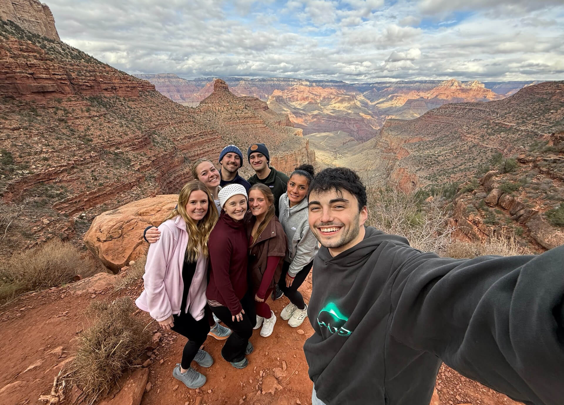 Quinnipiac nursing students take photo in front of canyon