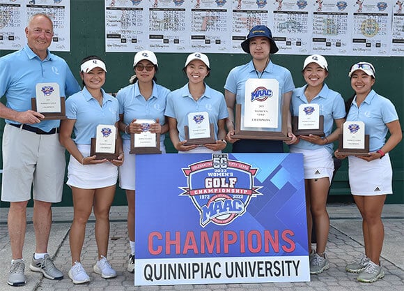 Women's golf celebrates MAAC championship