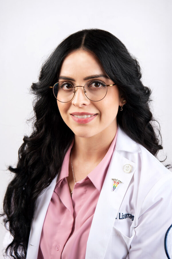 Jenny Lizarraga, MD '27