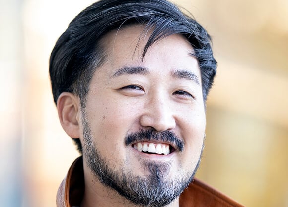 Jason Koo headshot