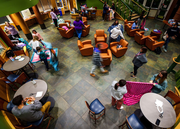 The QSNA Pancreatic cancer awareness blanket event in the piazza.