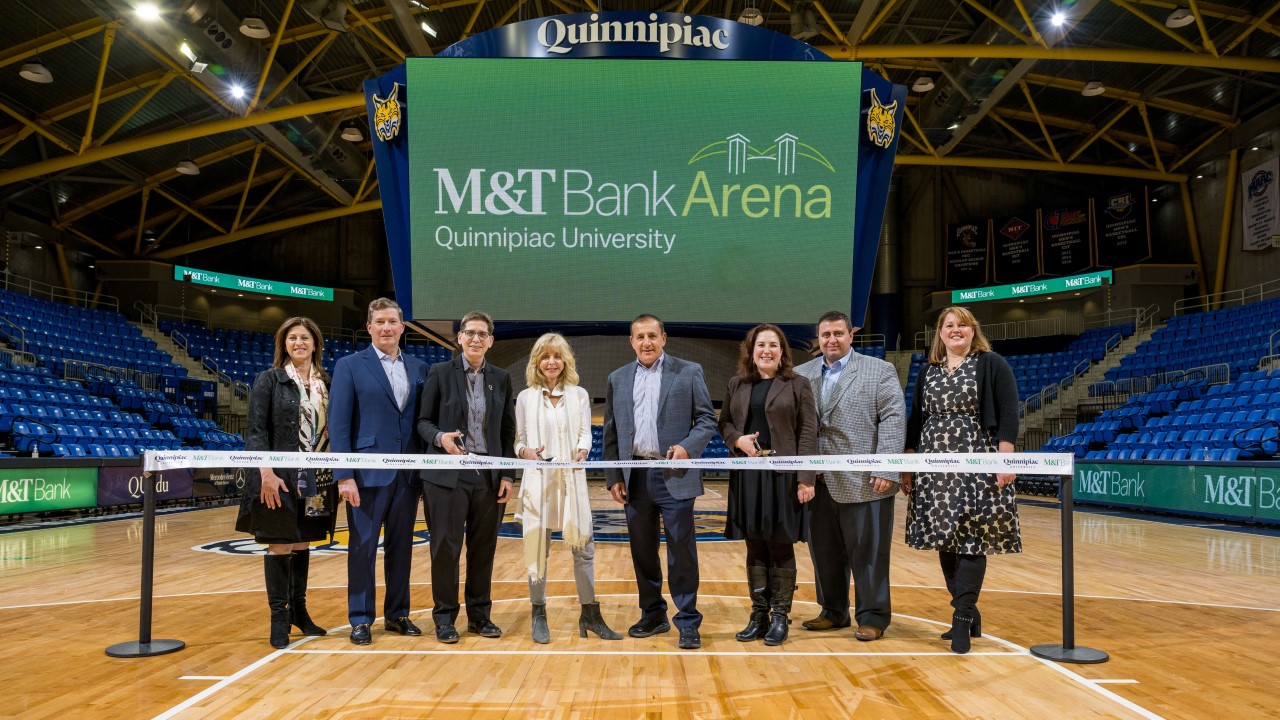 Members of the Quinnipiac and M&T Bank leadership teams cut the ribbon.