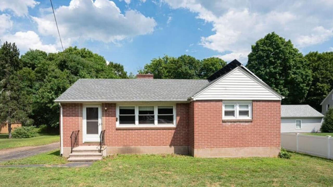 A brick house on 17 New Road