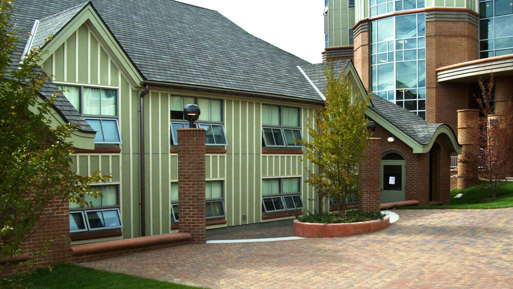 Townhouse residence hall on Quinnipiac's Rocky Top campus